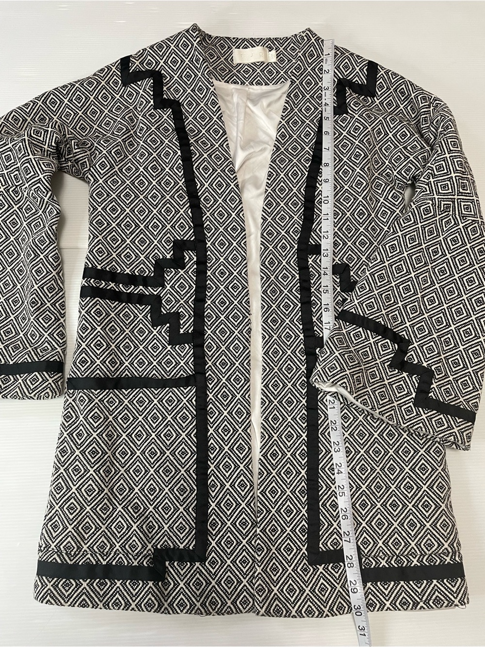 The Jetset Diaries Black & White Geometric Open Front Jacket Cardigan Size XS - Picture 4 of 8